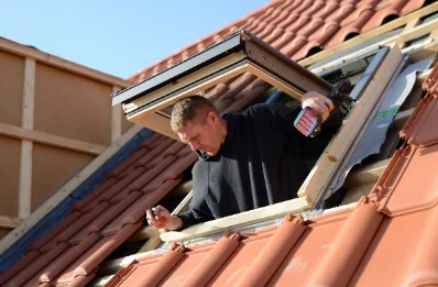 Pose de fenêtres de toit Velux à Bages